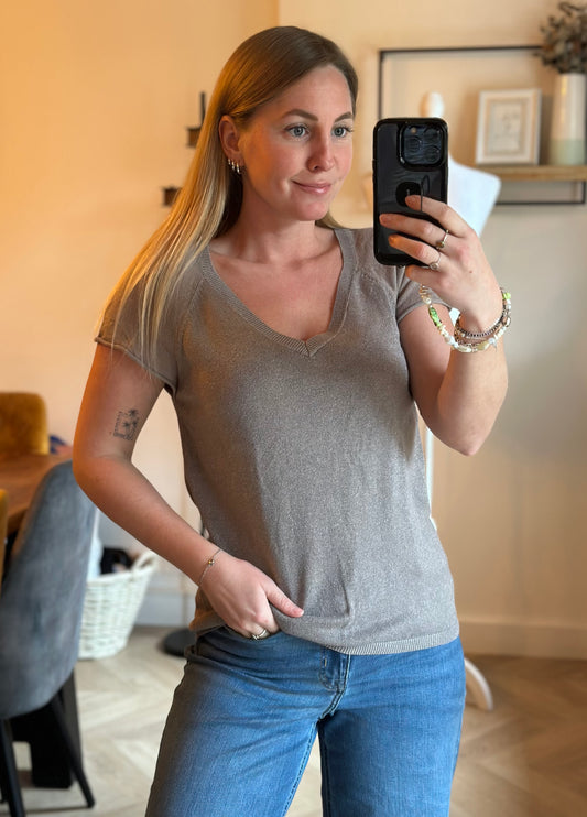 Pull fin col V taupe en lin et coton T.36