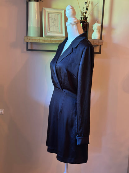 Robe blazer noire satinée T.38