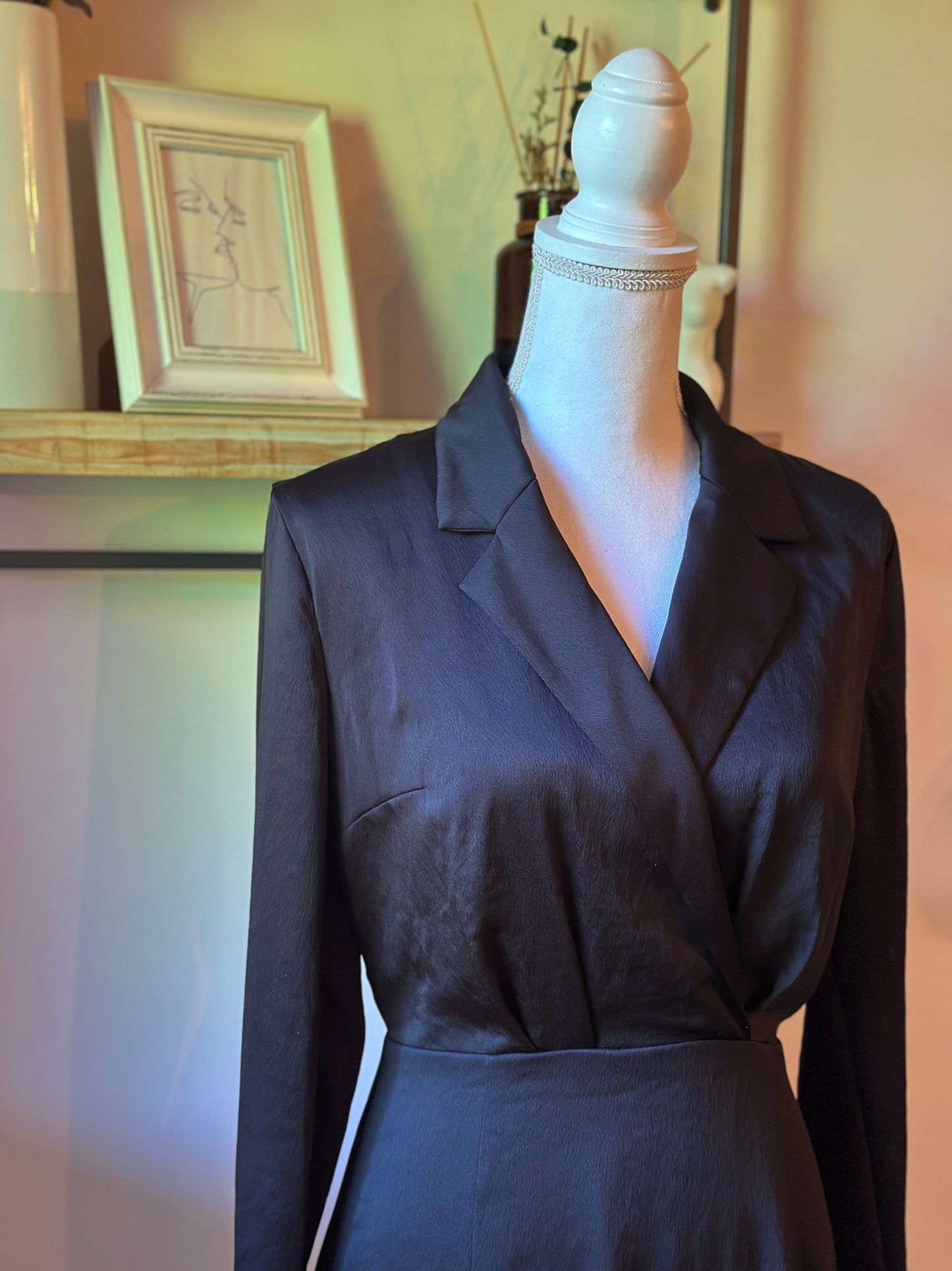 Robe blazer noire satinée T.38
