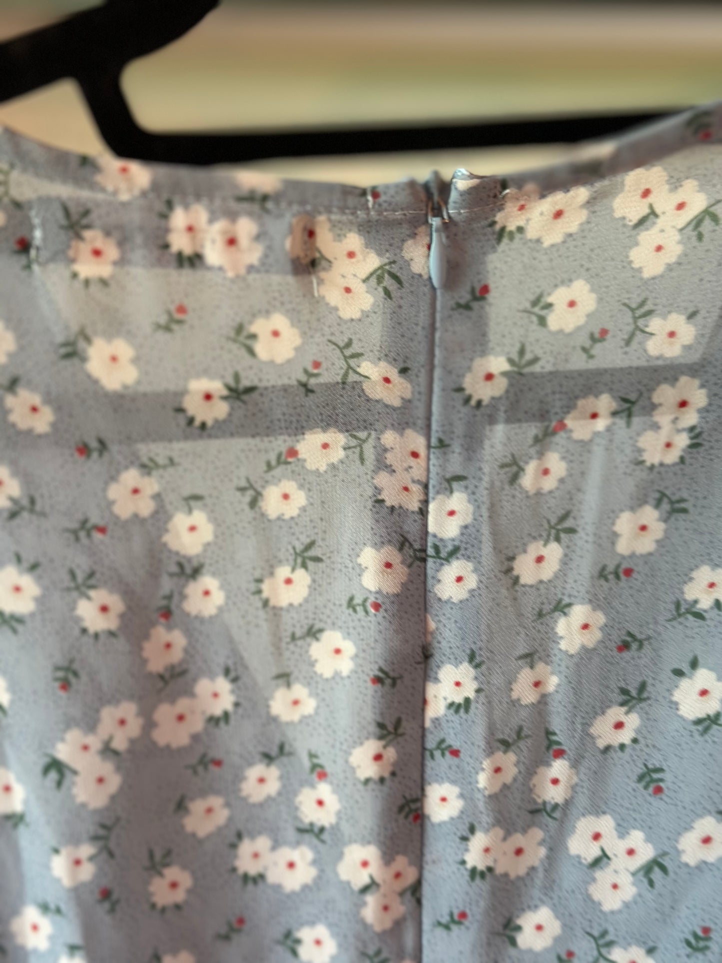 Robe courte fleurie bleu pastel T.36