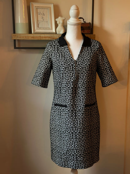 Robe droite imprimé graphique T.38