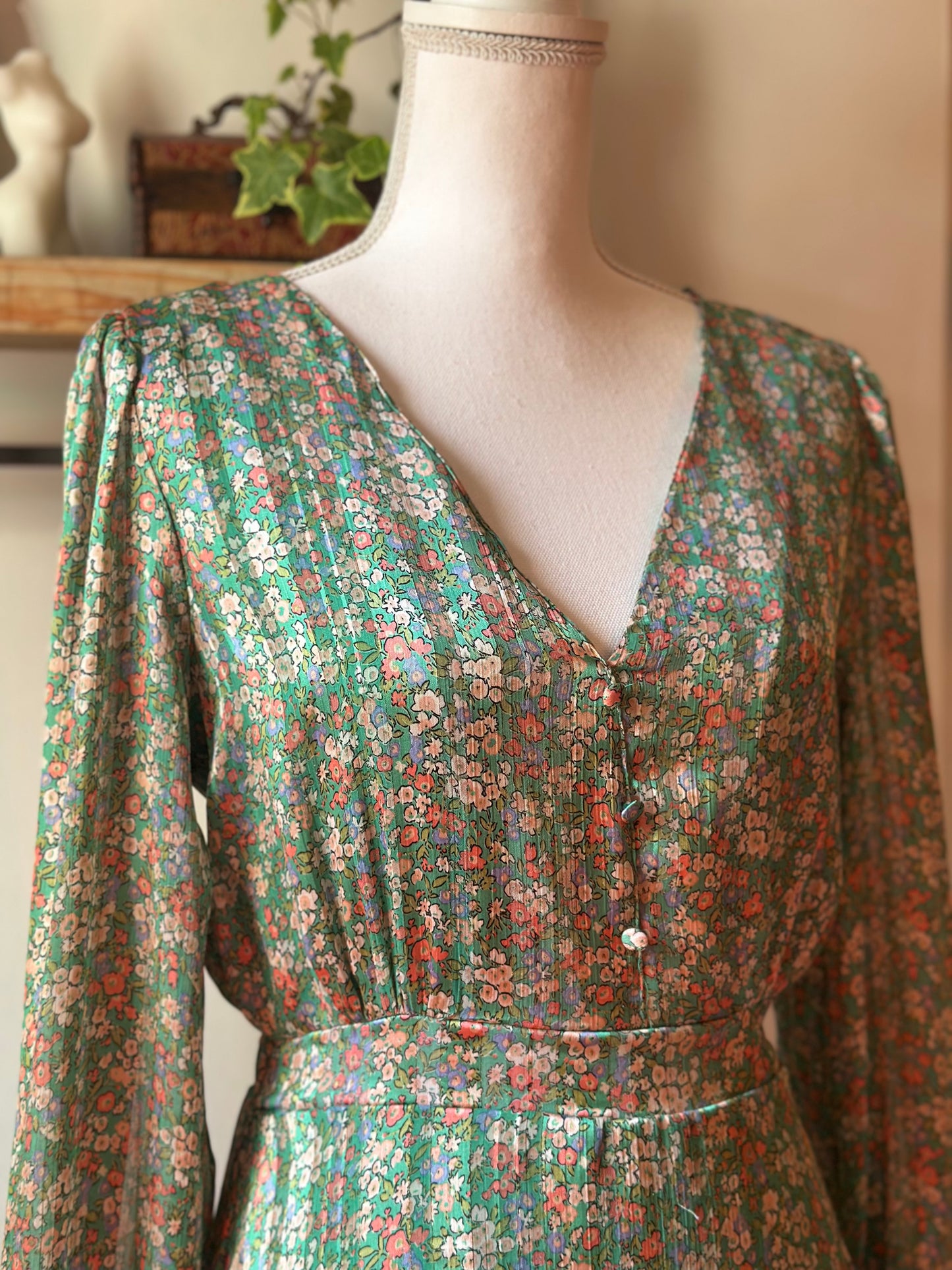 Robe longue à fleurs lurex T.36/38
