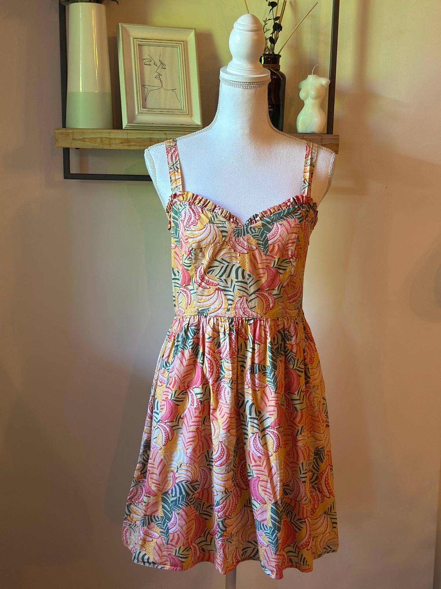 Robe fluide imprimé tropical pastel T.36