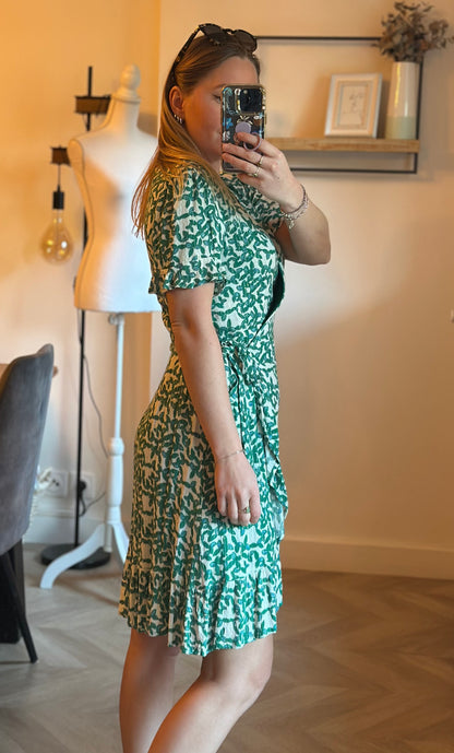 Robe portefeuille imprimé vert neuves T.38