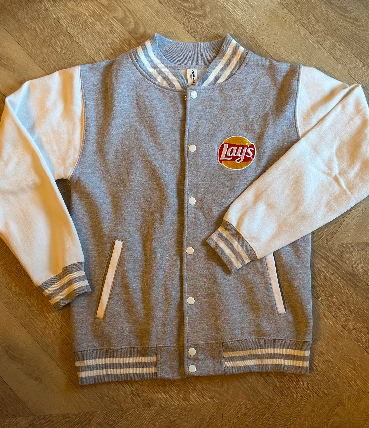 Veste teddy varsity gris et blanc logo Lay’s brodé T.38/40