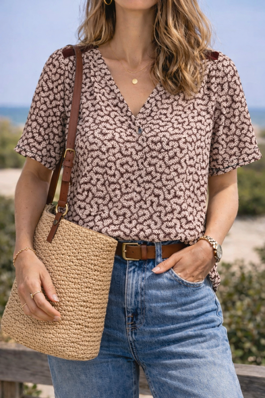 Top à manches courtes à motifs et sequins, T.40
